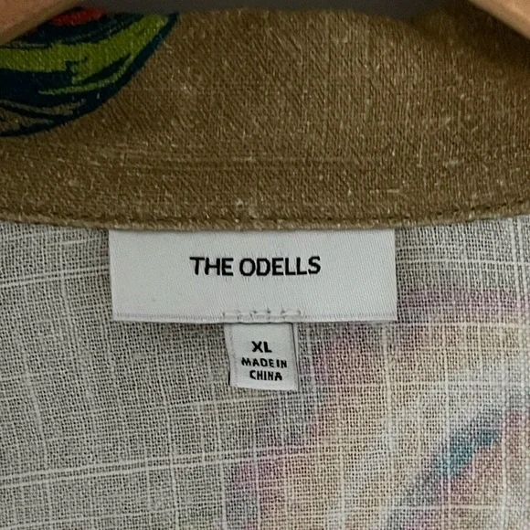The Odells | Anthropologie | Linen Blend Kelley Top Fruit Tropical - Picture 3 of 6
